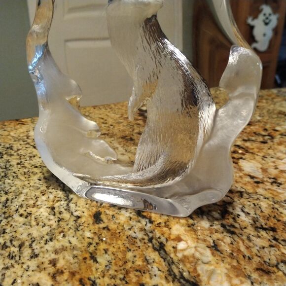 River Otter Etched Crystal Sculpture by Mats Jonasson - Picture 4 of 13